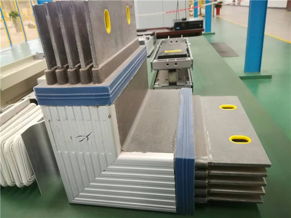 火山巖鎧甲型防水母線003